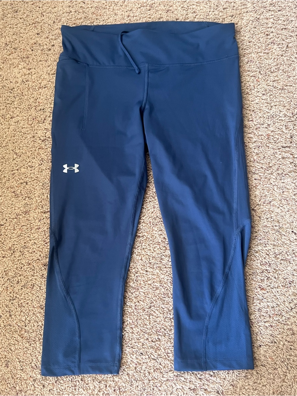 Under Armour Blue cropped compression Leggings